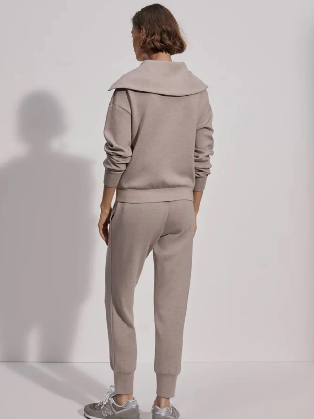 VARLEY Yates Half Zip Sweat Taupe Size Medium - Picture 3 of 12
